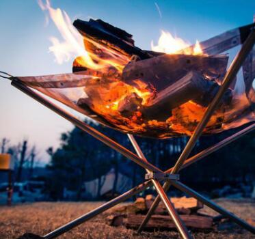 Portable Folding Fire Pit with Grate