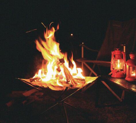 Portable Folding Fire Pit with Grate